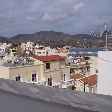 Mertonas Studios Karpathos Luaran gambar