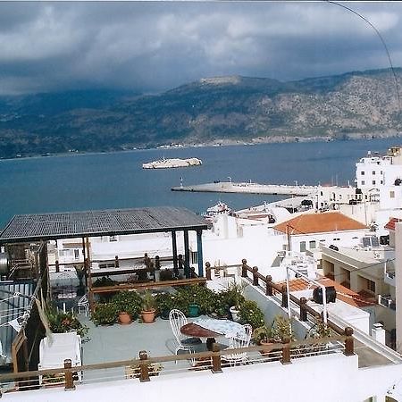 Mertonas Studios Karpathos Luaran gambar